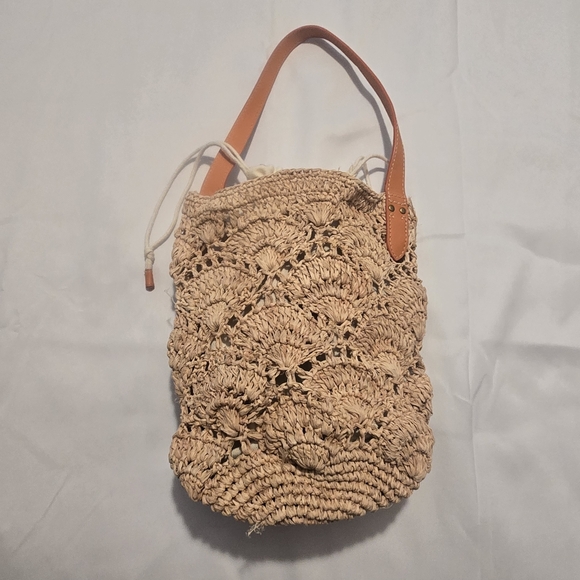 Polo Ralph Lauren Crochet Mini Bucket Bag - Picture 2 of 8